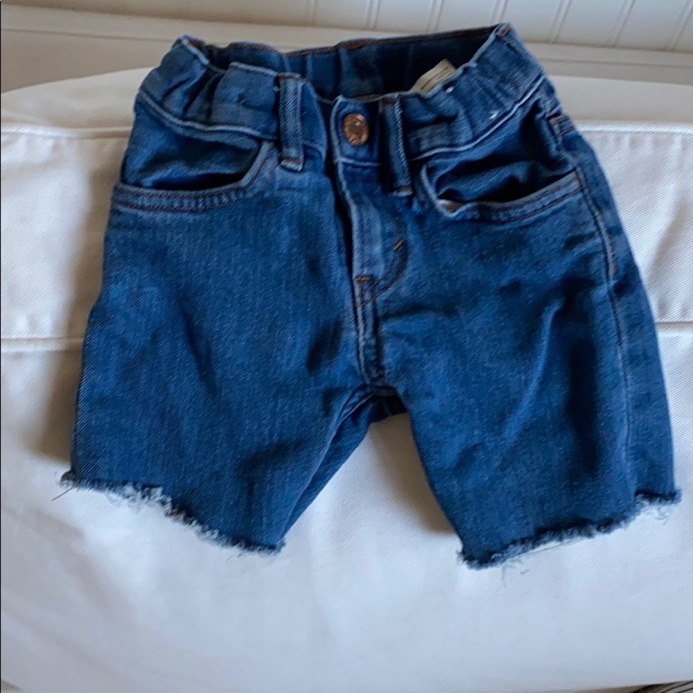 H&M cut off shorts